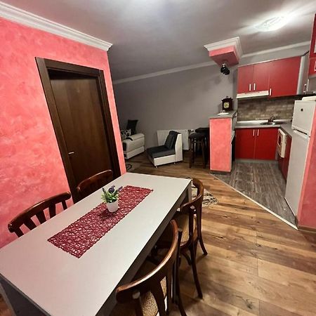 Migro Lux Centar Apartment Arilje Bagian luar foto