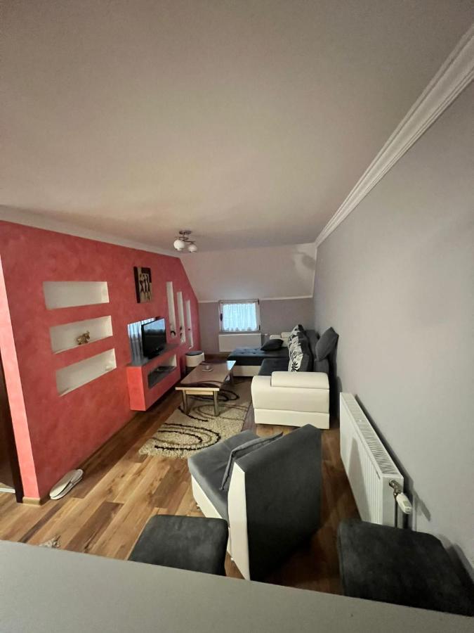 Migro Lux Centar Apartment Arilje Bagian luar foto